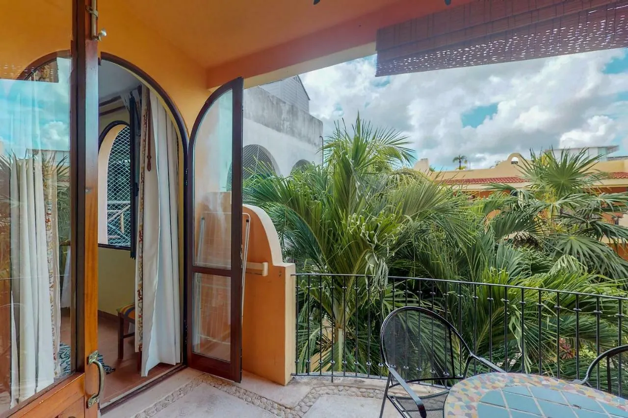 Willa La Coccinella - B302 Akumal